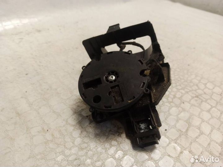 Моторчик зеркала правого