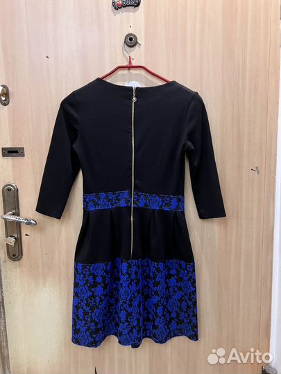 Платье женское 42 44