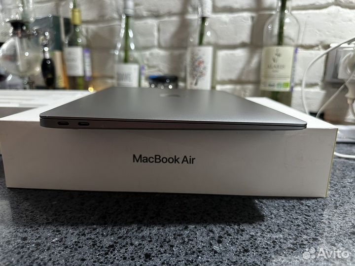 MacBook Air 13 2020 М1/16Gb/256SSD/идеал