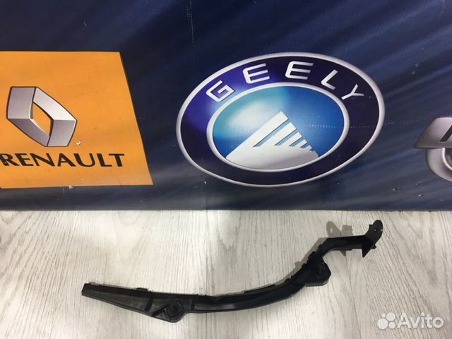 Кронштейн крепление бампера Geely MK Прав