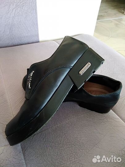 Туфли подростковые