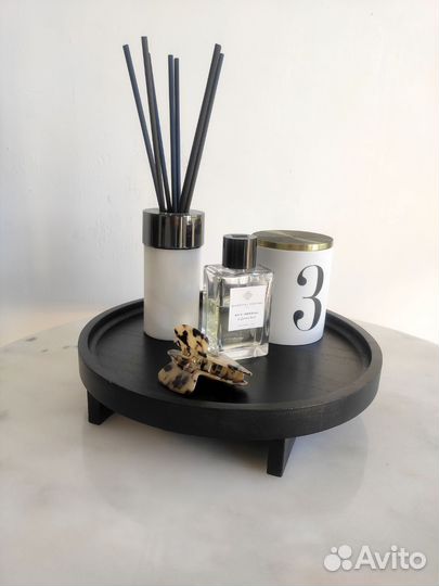 Поднос деревянный круглый в стиле hm