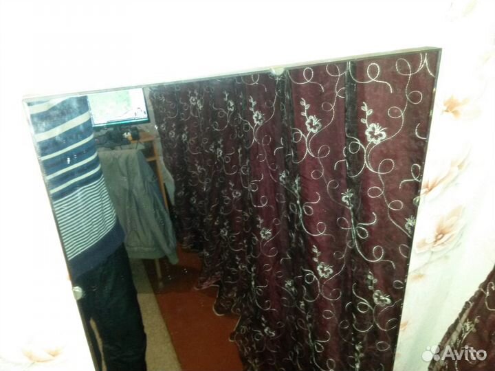 Зеркало 120x50