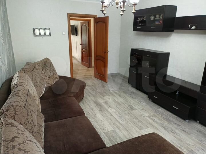 3-к. квартира, 73 м², 1/10 эт.