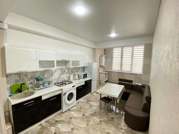 2-к. квартира, 78 м², 9/10 эт.