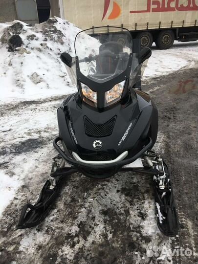 Ski-Doo Expedition 600SDI