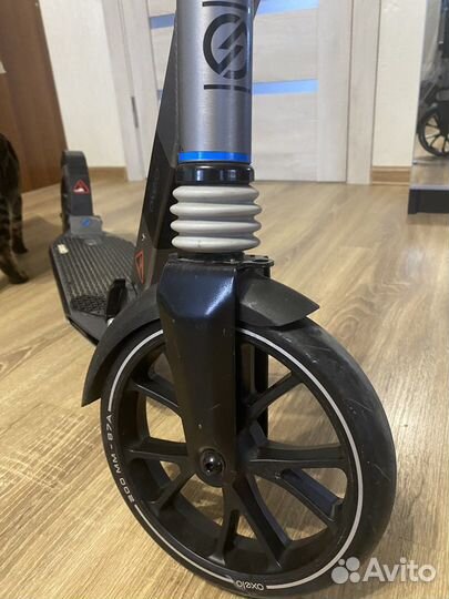 Самокат axelo town 7XL черный