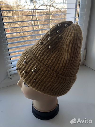 Шапки женские разные