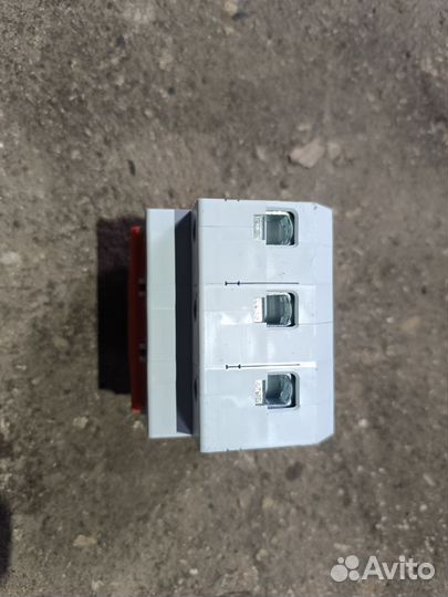 Автоматический выключатель ва 47-100 3п С 100А