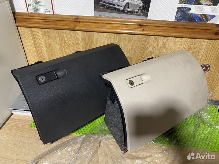 Бардачок бежевый рест W212 E-Class Mercedes-Benz