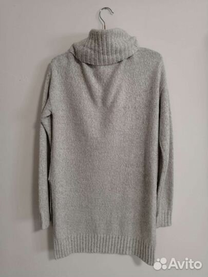 Свитер женский