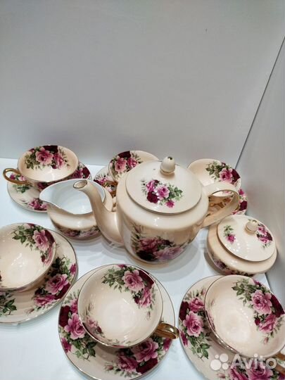 Фарфоровый чайный сервиз Bristol