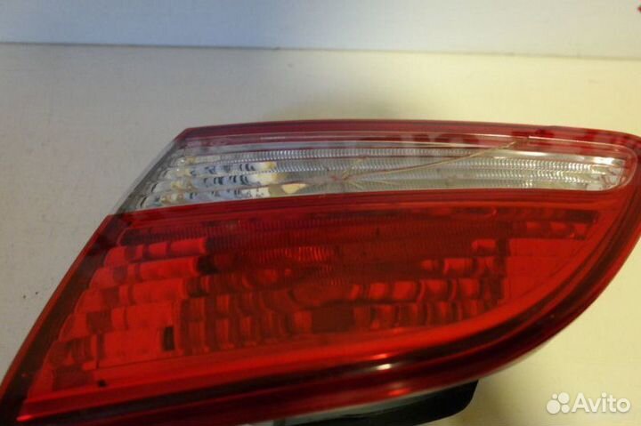 Фонарь внутренний задний правый Nissan Almera G15