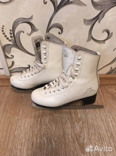 Коньки фигурные 32 размер