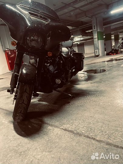 Мотоцикл Harley-Davidson Street Glide Special