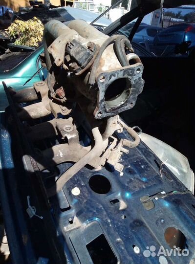 Впускной коллектор на lancer 9