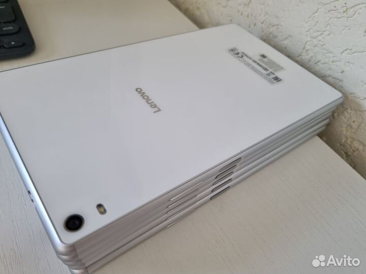 Планшет lenovo TB-8704 plus 8