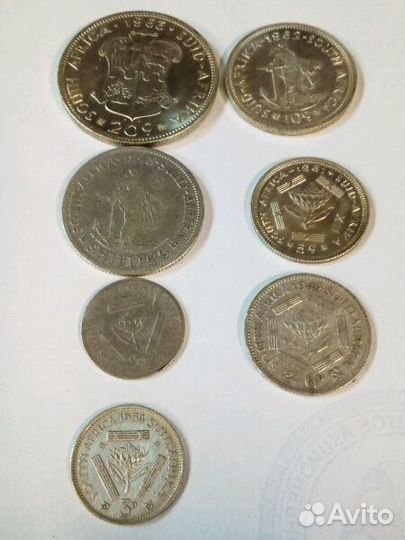 Продам серебрянные монеты