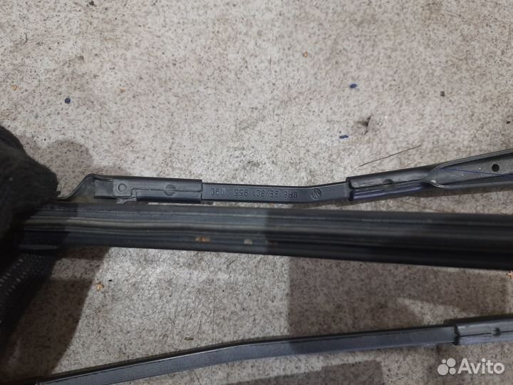 Поводки дворников для Volkswagen Passat B6 B7