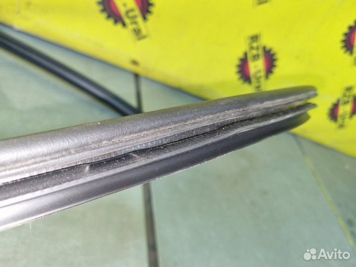 Уплотнитель проема двери задний правый Kia Ceed Jd