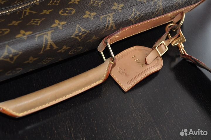 Louis vuitton. портплед оригинал