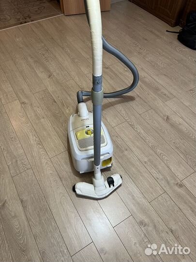 Пылесос philips