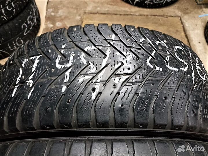 Nokian Tyres Hakkapeliitta 8 SUV 225/60 R17 103T