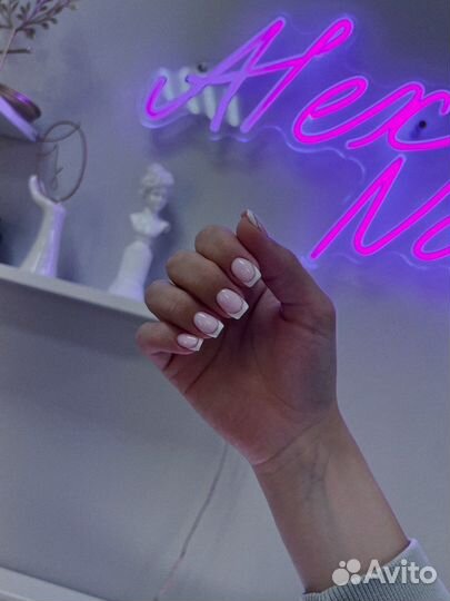 Маникюр, покрытие гель-лаком, педикюр