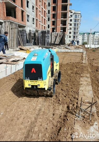 Траншейный виброкаток