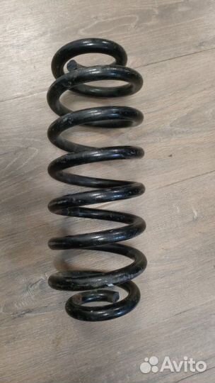 Пружина амортизатора задняя Bmw X5 E53 3.0D M57