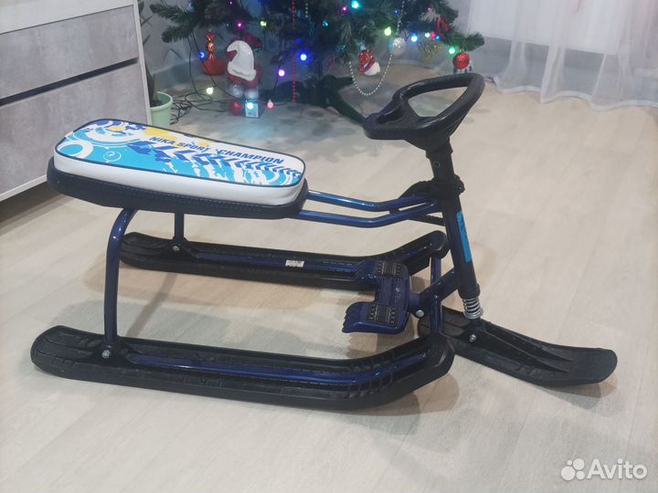 Детский снегокат новый