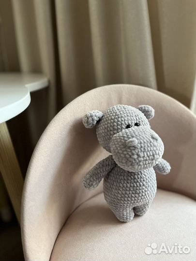 Игрушка бегемот