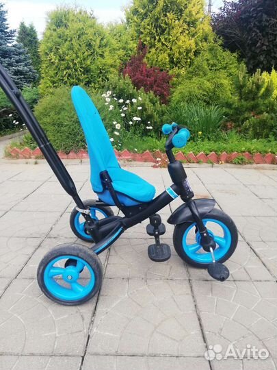 Трехколесный велосипед с ручкой Icon Lexus trike