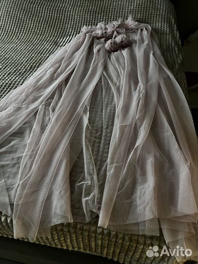 Балдахин с пумпонами в детскую кроватку