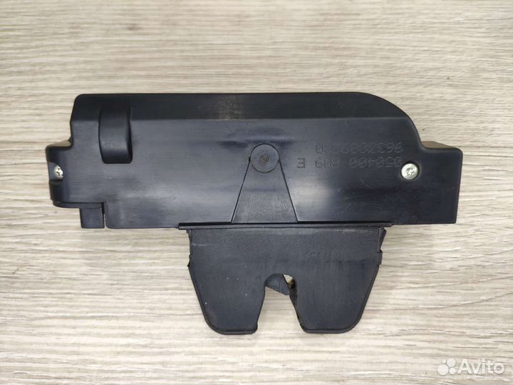 Замок багажника Peugeot Citroen