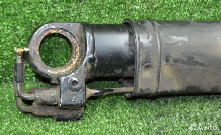 Рабочий цилиндр подъема кабины Volvo Trucks FM12