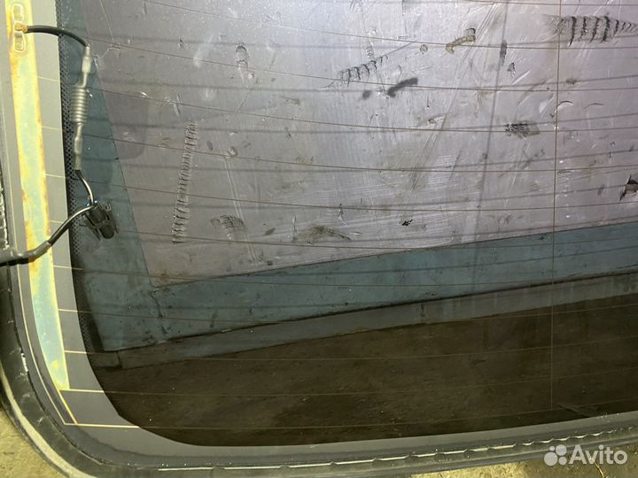 Стекло заднее BMW E60