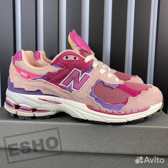 New Balance 2002R Protection Pack