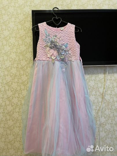 Праздничное платье