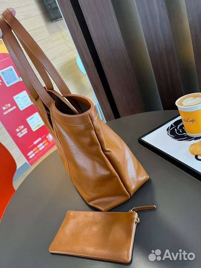 Женская сумка YSL для успешных женщин