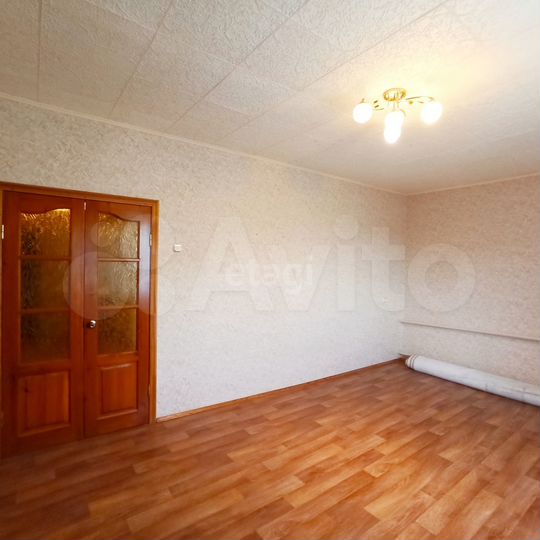 3-к. квартира, 98 м², 3/3 эт.