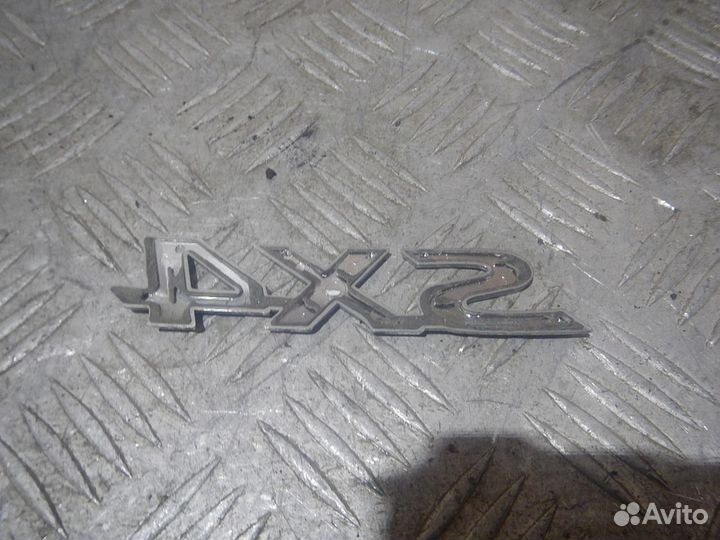 Эмблема, Suzuki -SX4 (06)