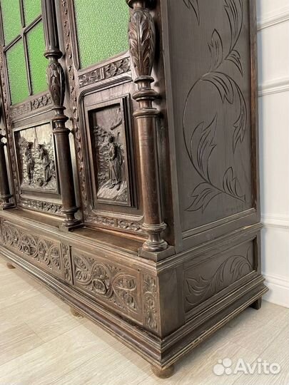 Платяной шкаф в бретонском стиле