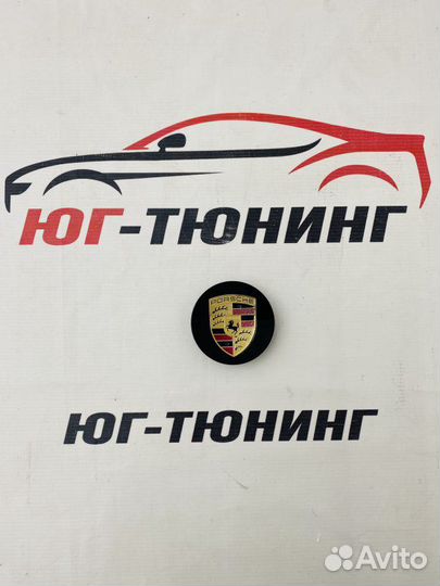 Колпачки в ступицу Porsche черные 4шт Porsche