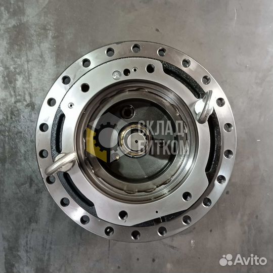 Редуктор хода без гидромотора Volvo EC300