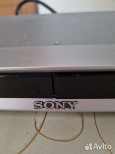 CD/DVD плеер Sony