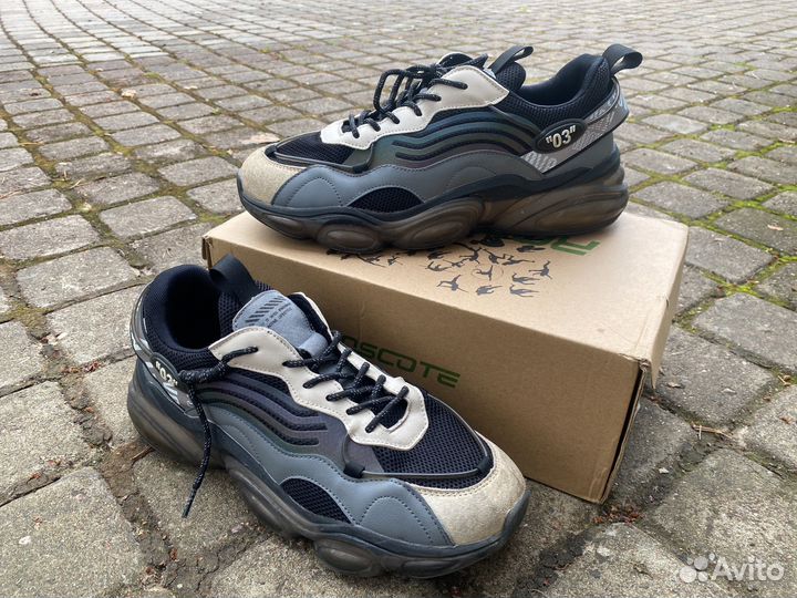 Кроссовки мужские. р-44