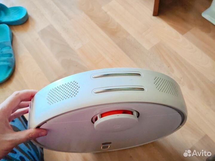 Робот-пылесос Xiaomi Mi Robot Vacuum Cleaner 1S