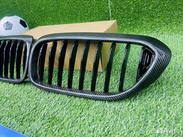 Решетка радиатора BMW G30 sport стиль карбон