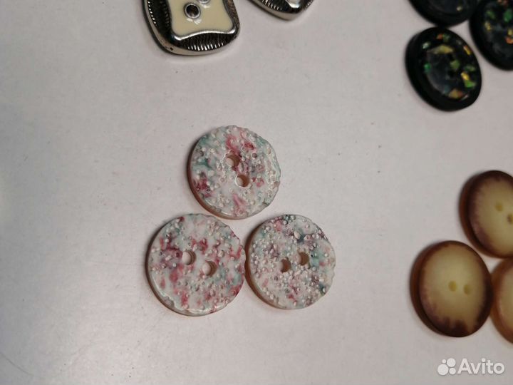 Пуговицы